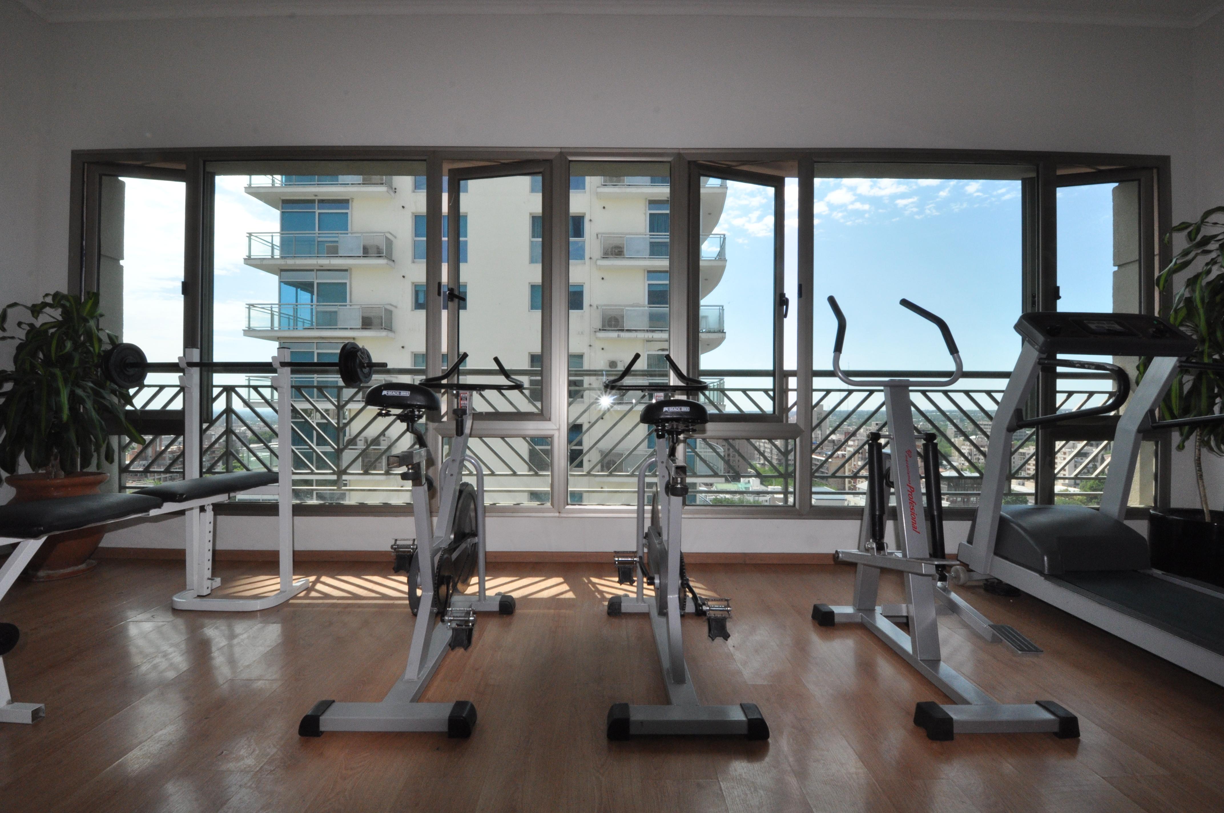 Amerian Executive Mendoza Hotel Екстер'єр фото