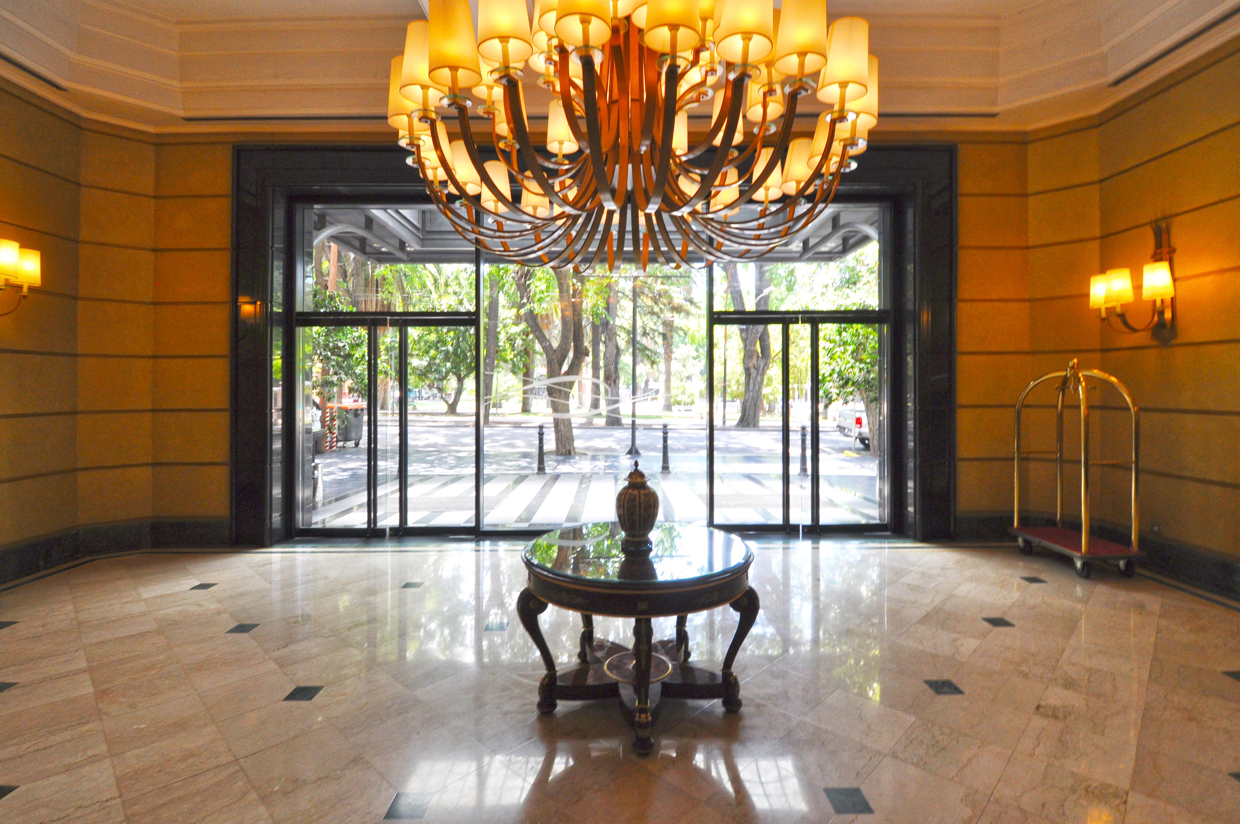 Amerian Executive Mendoza Hotel Екстер'єр фото