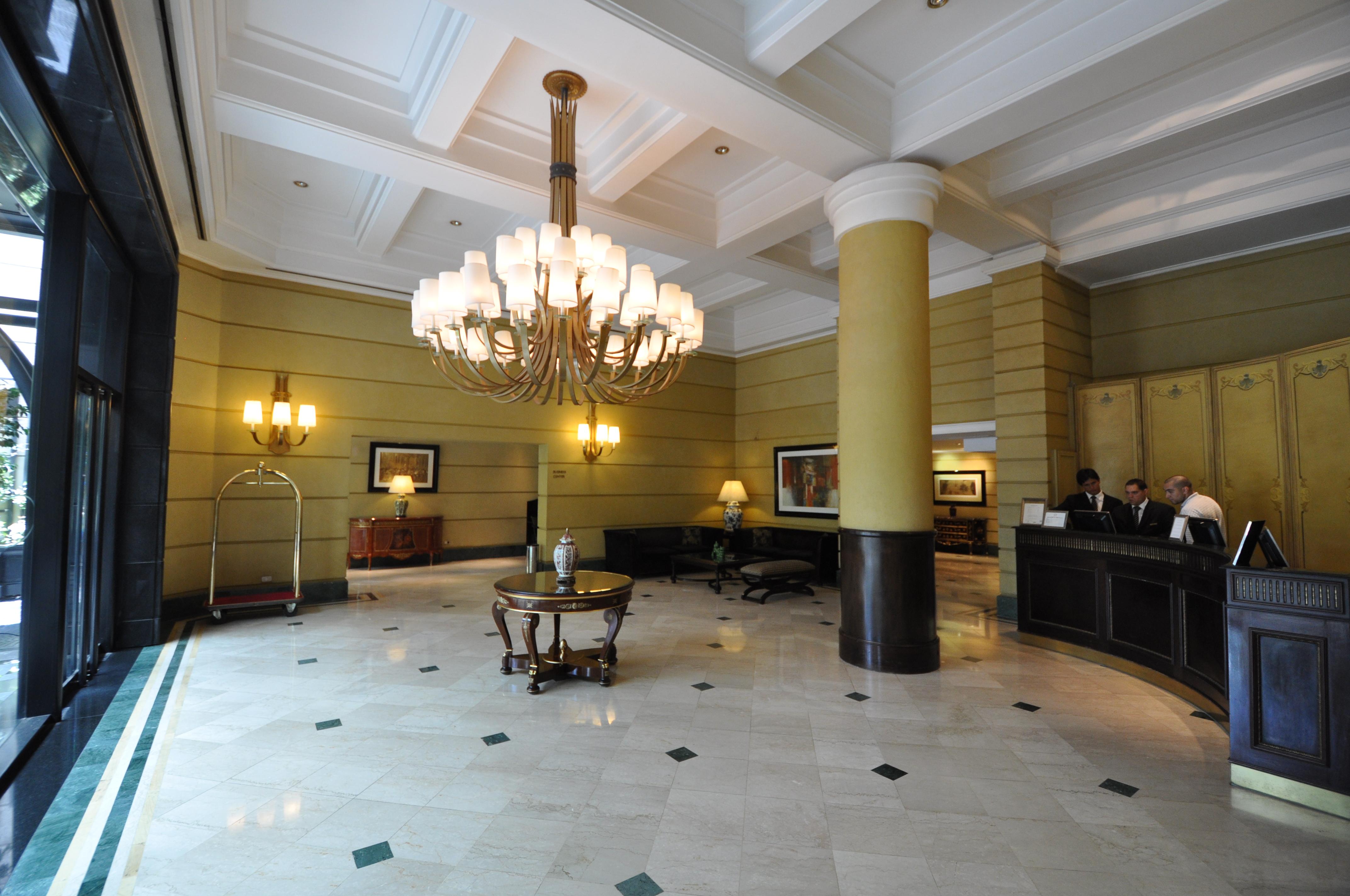 Amerian Executive Mendoza Hotel Екстер'єр фото