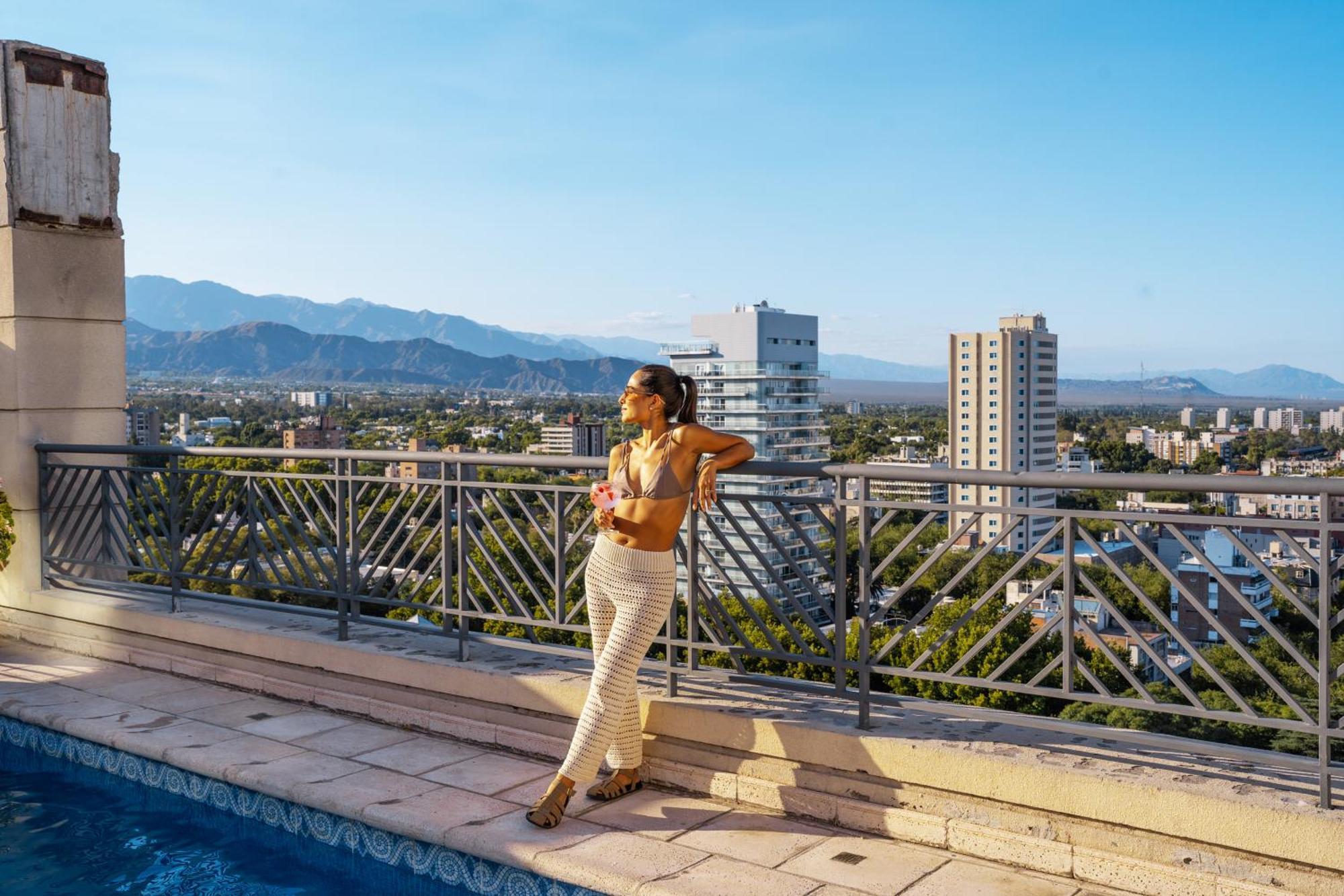 Amerian Executive Mendoza Hotel Екстер'єр фото