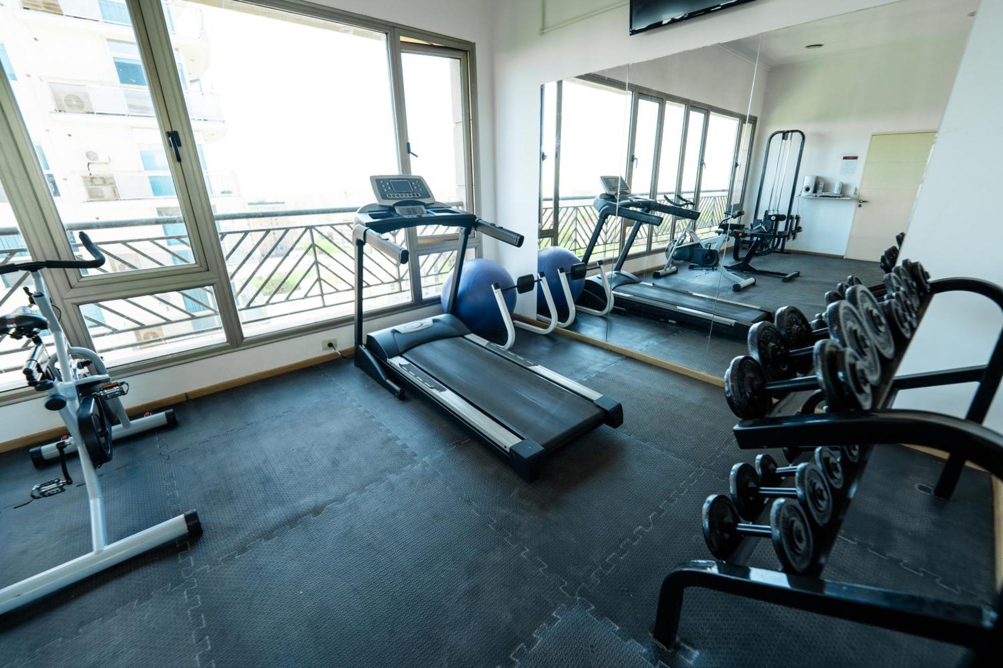 Amerian Executive Mendoza Hotel Екстер'єр фото