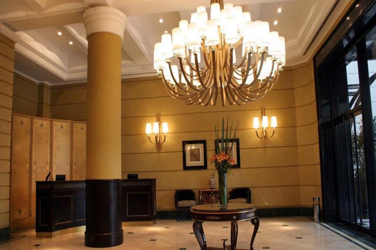 Amerian Executive Mendoza Hotel Екстер'єр фото